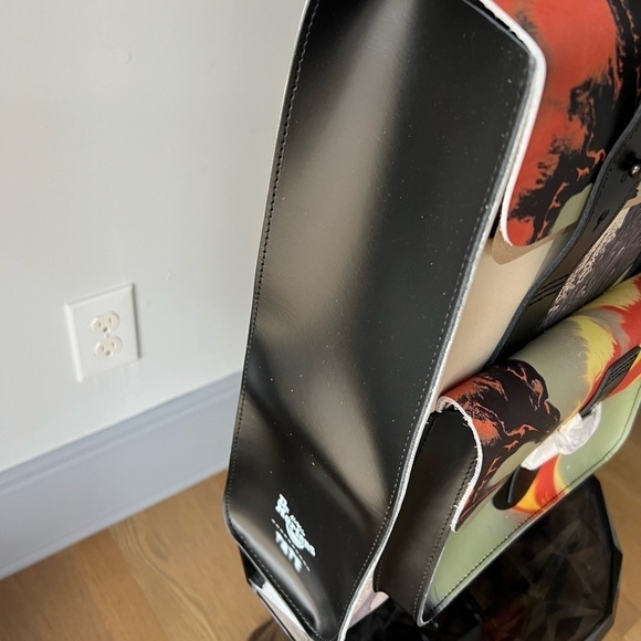 DR MARTINS TATE MUSEUM LEATHER BACKPACK - Picture 7 of 14